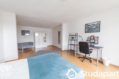 Chambre - 17 m² - 1 pièce