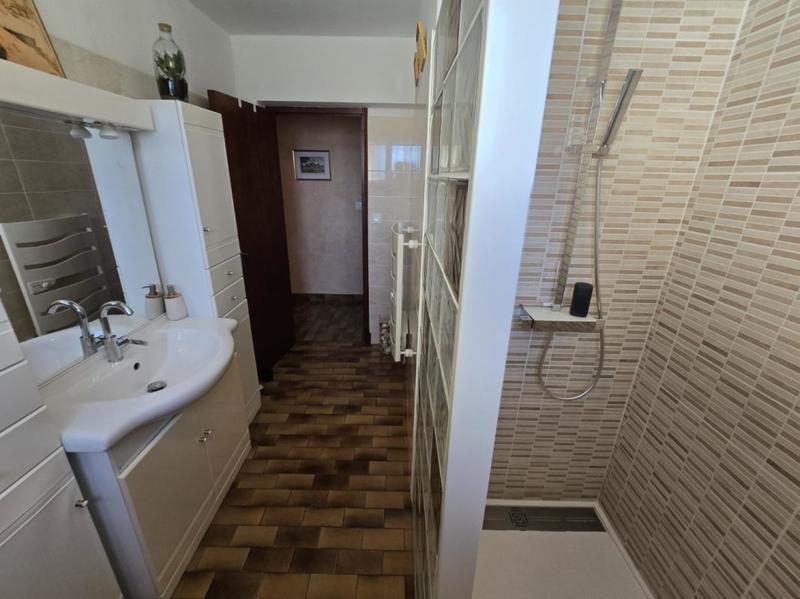 Maison - 204 m² - 6 pièces