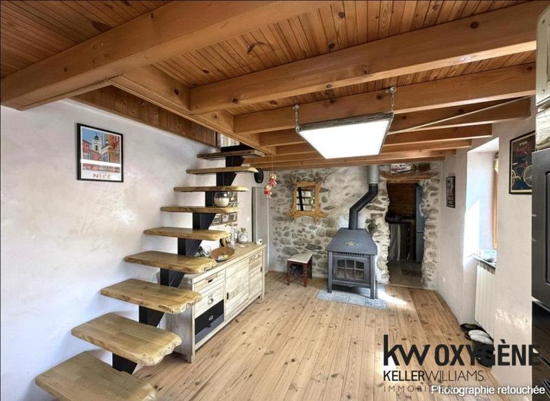 Maison en pierre - 98 m² - 4 pièces