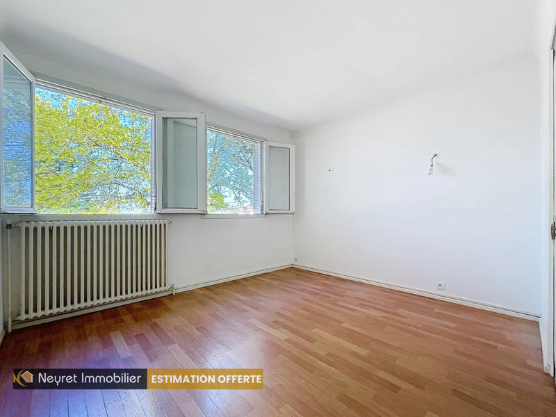 Maison - 96 m² - 4 pièces