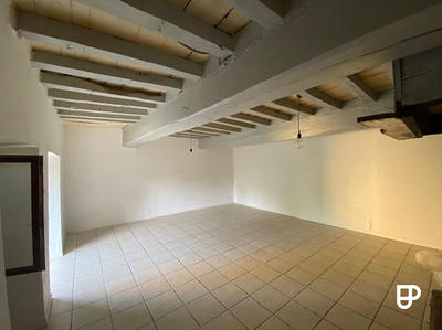 Maison - 151 m² - 2 pièces