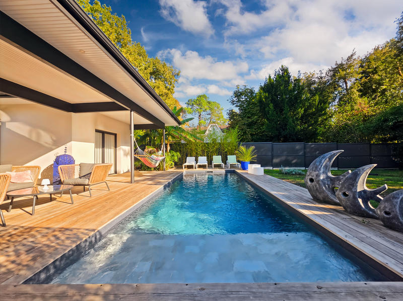 Maison - 204 m² - 7 pièces