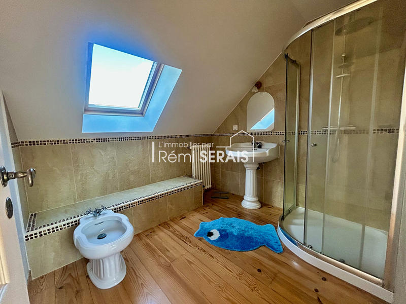 Maison - 186 m² - 6 pièces