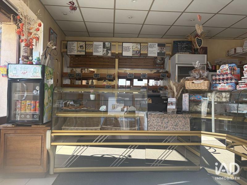 Local commercial - 210 m²