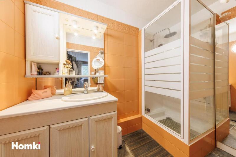 Appartement - 117 m² - 6 pièces