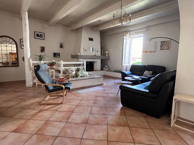 Maison de village - 287 m² - 8 pièces