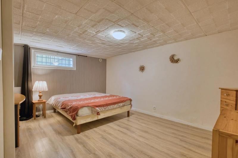 Maison - 96 m² - 6 pièces