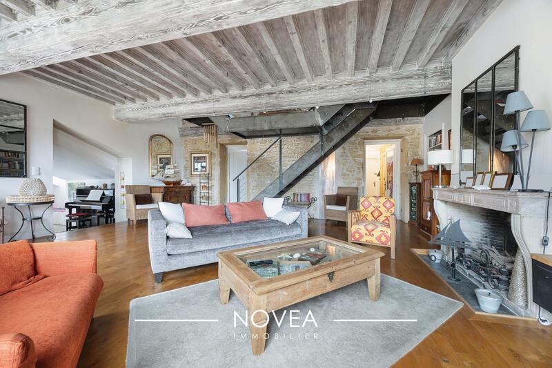 Appartement - 144 m² - 5 pièces