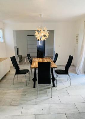 Appartement - 75 m² - 4 pièces