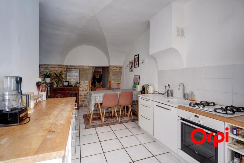Appartement - 83 m² - 2 pièces