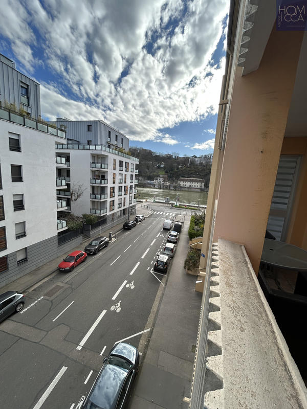 Appartement - 77 m² - 3 pièces