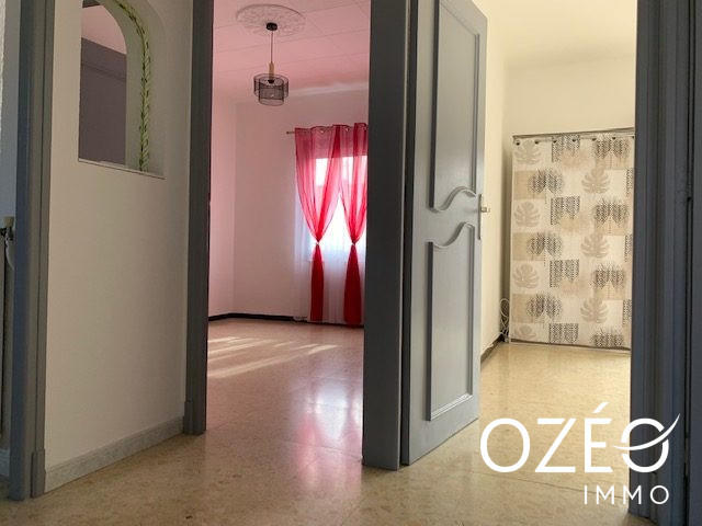 Maison traditionnelle - 105 m² - 4 pièces