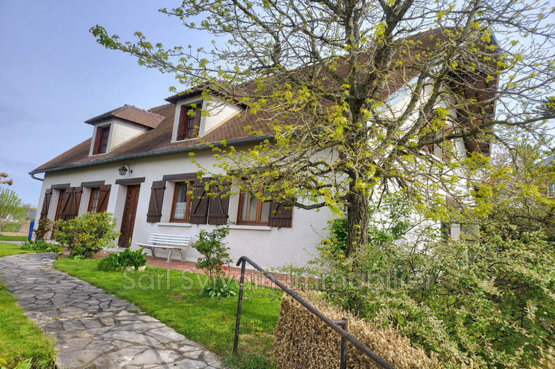 Maison - 178 m² - 7 pièces