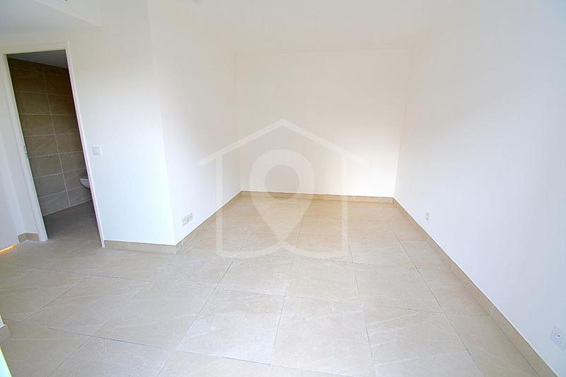 Appartement - 95 m² - 4 pièces