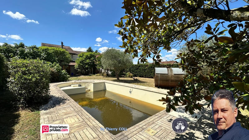 Maison - 215 m² - 7 pièces