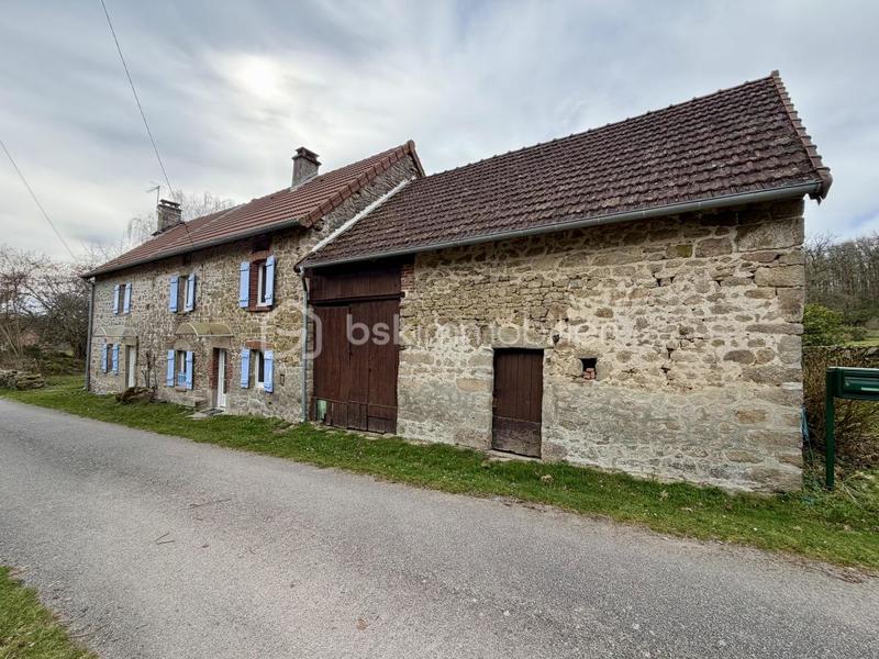 Maison en pierre - 114 m² - 5 pièces