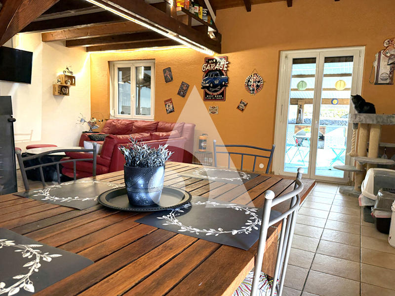 Maison - 130 m² - 5 pièces