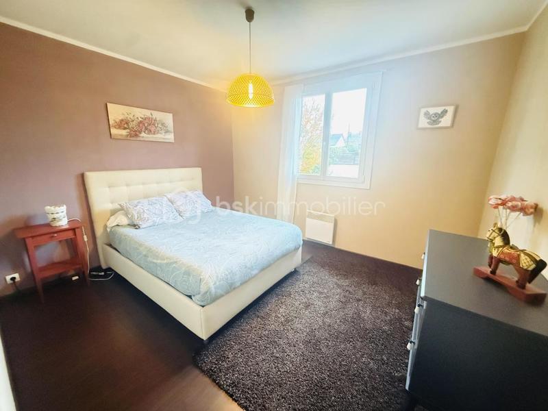 Maison - 96 m² - 5 pièces