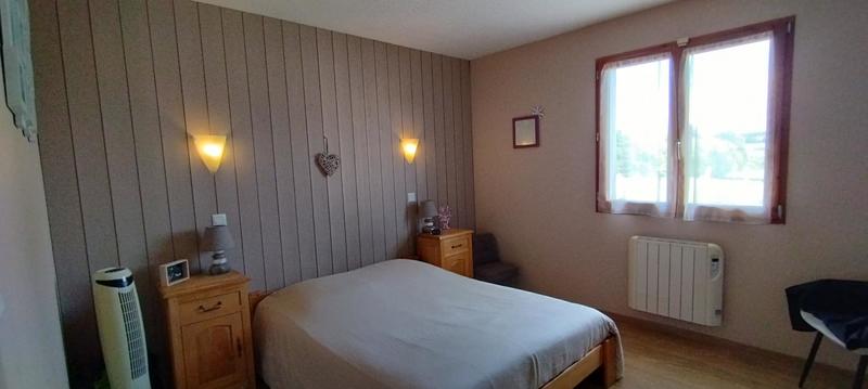 Maison traditionnelle - 181 m² - 7 pièces