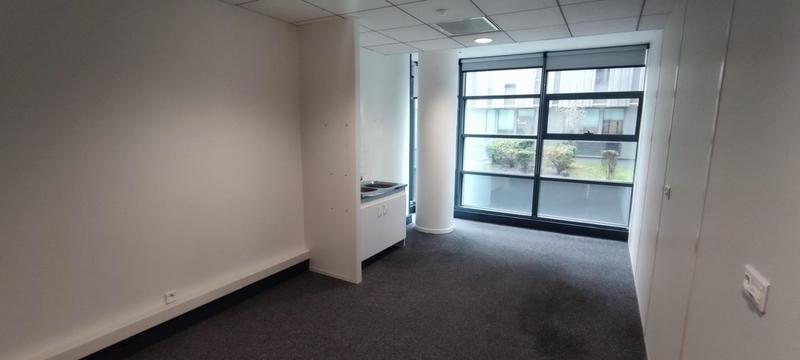 Bureau - 491 m² - 15 pièces