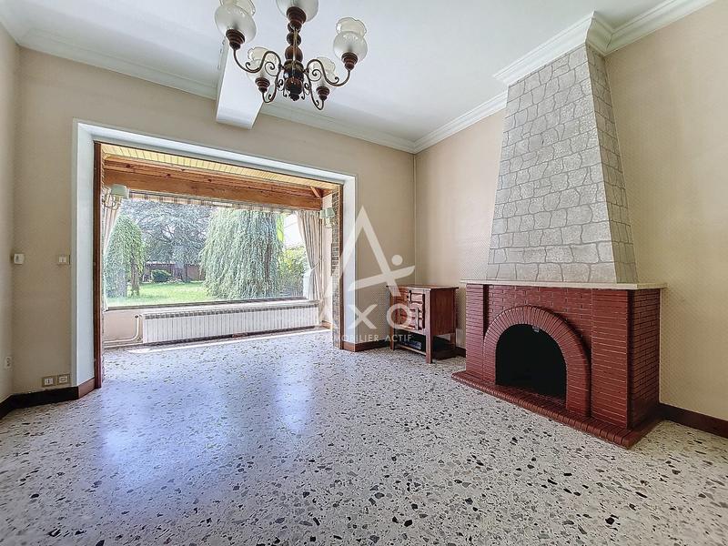 Maison de ville - 210 m² - 9 pièces