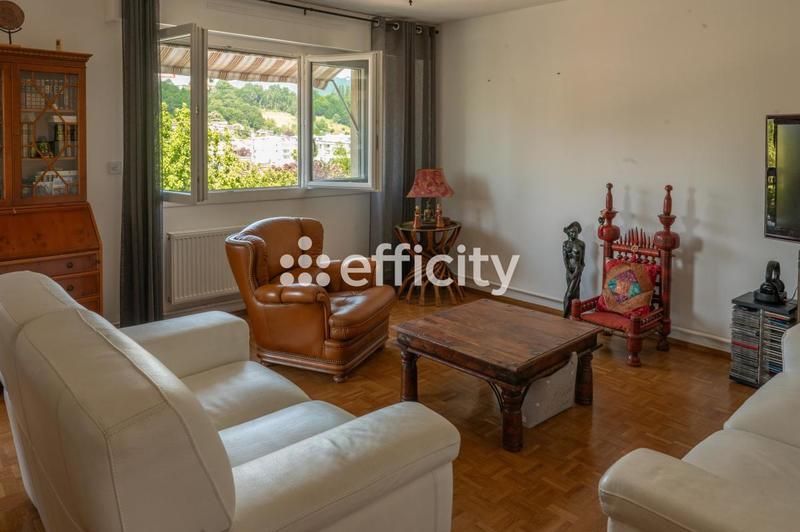 Appartement - 103 m² - 5 pièces