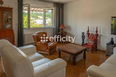 Appartement - 103 m² - 5 pièces