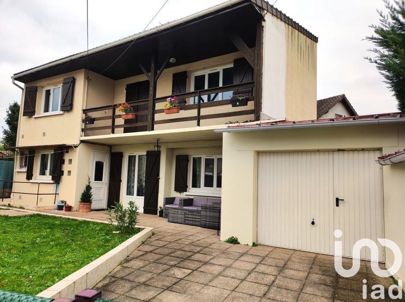 Maison - 94 m² - 5 pièces