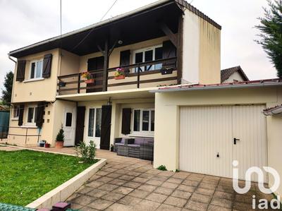 Maison - 94 m² - 5 pièces