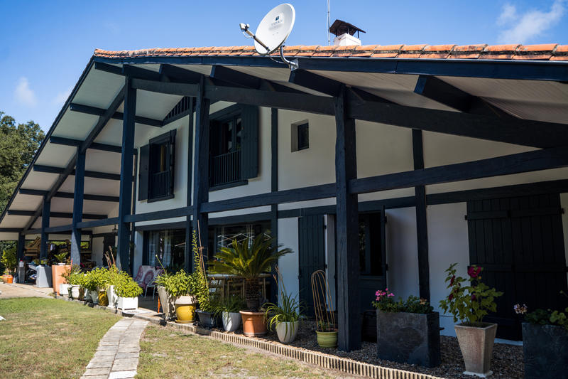 Propriété - 263 m² - 8 pièces