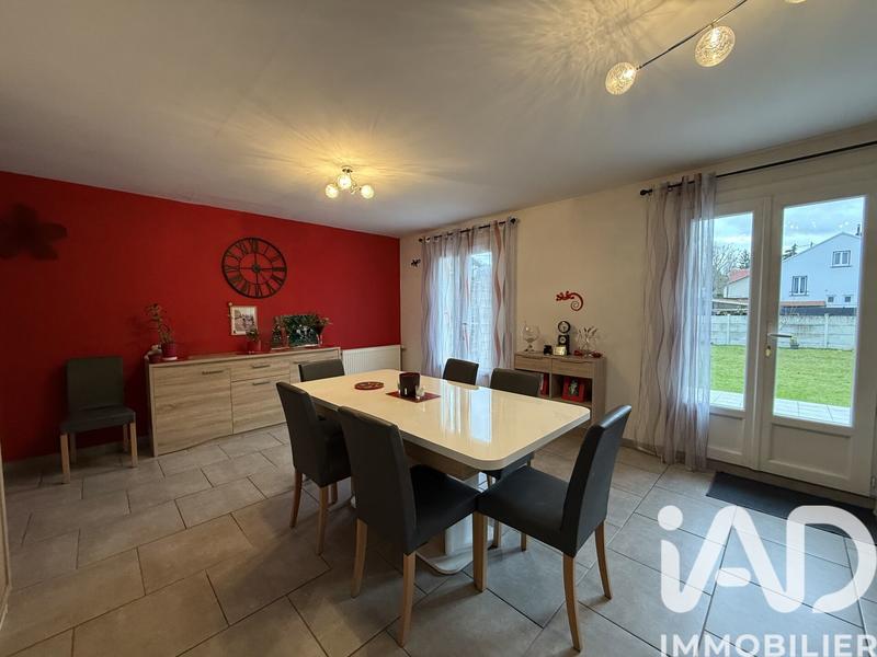 Maison - 95 m² - 5 pièces
