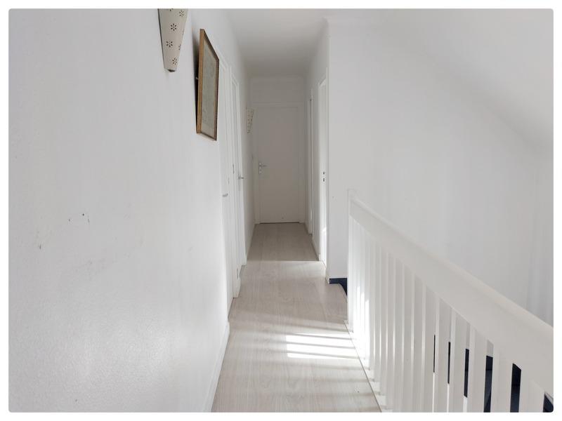 Maison - 200 m² - 9 pièces