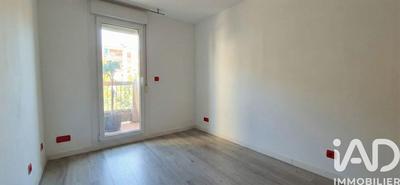 Appartement - 100 m² - 5 pièces