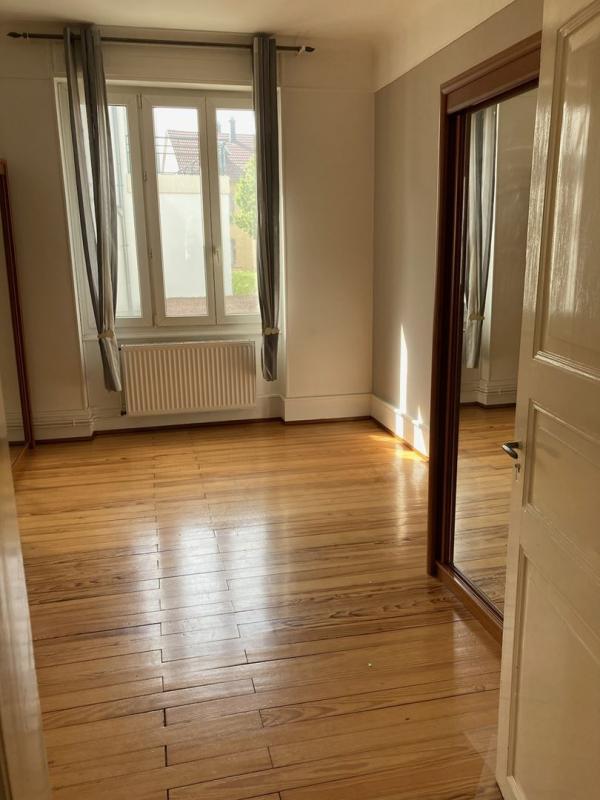 Appartement - 107 m² - 5 pièces