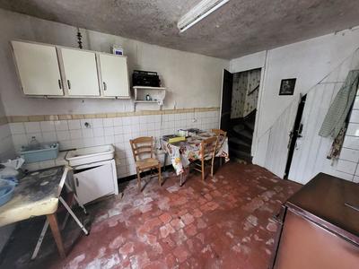 Maison - 90 m² - 6 pièces