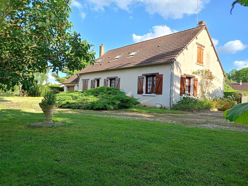 Maison - 142 m² - 7 pièces