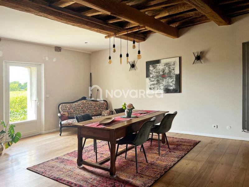 Maison - 350 m² - 8 pièces