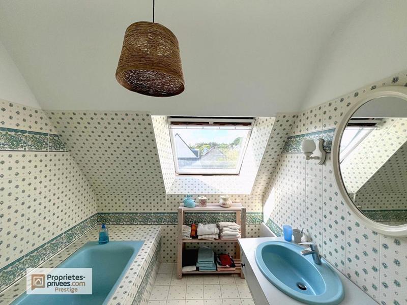 Maison - 162 m² - 8 pièces