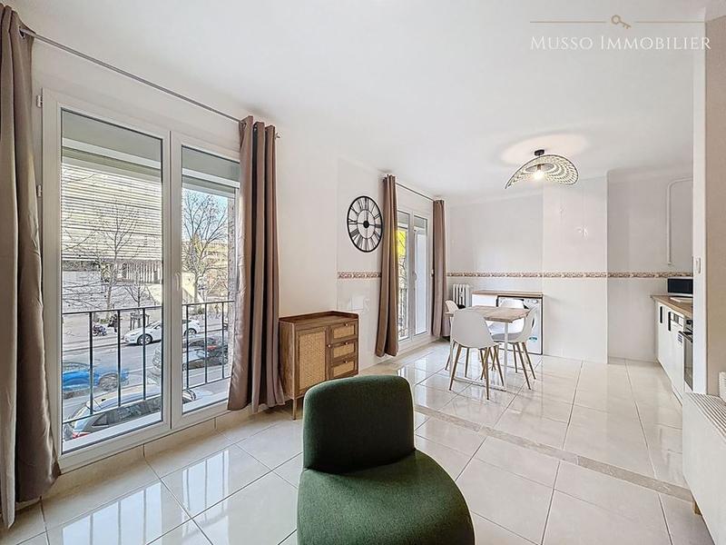 Appartement - 70 m² - 4 pièces