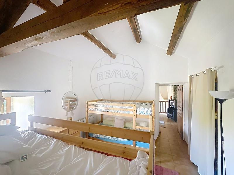 Propriété - 128 m² - 6 pièces