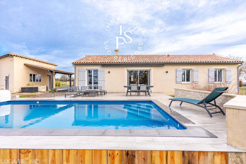 Maison - 112 m² - 6 pièces