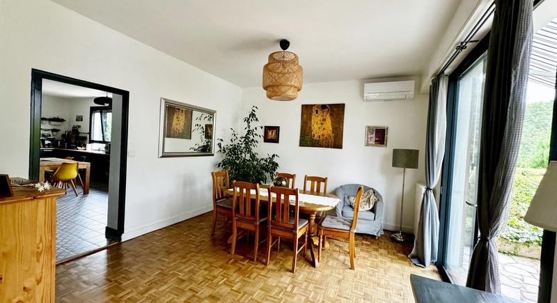 Maison - 193 m² - 6 pièces