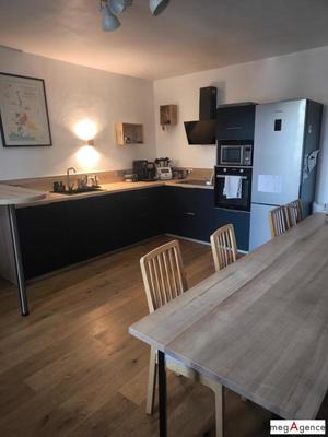 Propriété - 185 m² - 6 pièces