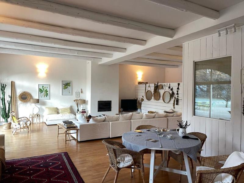 Maison - 311 m² - 9 pièces