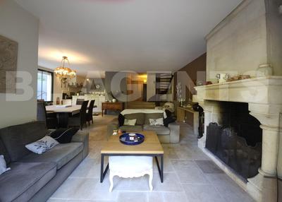 Maison - 137 m² - 5 pièces