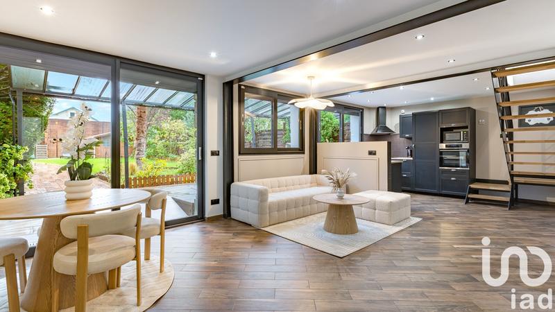 Maison - 150 m² - 6 pièces