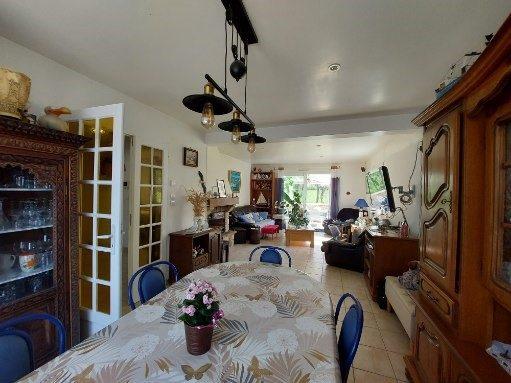 Maison traditionnelle - 130 m² - 6 pièces