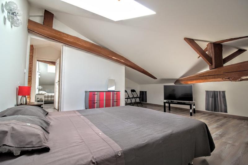 Maison bourgeoise - 319 m² - 8 pièces
