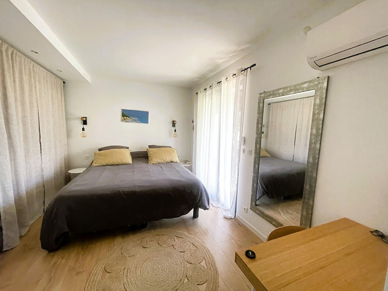 Maison - 196 m² - 7 pièces