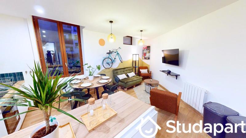 Chambre - 10 m² - 1 pièce